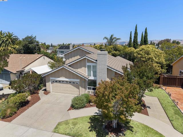 35344 Rutland Ct, Newark CA: https://media.crmls.org/mediaz/4110cc5b-f8a7-4ff0-a633-297db6d2acf5.jpg