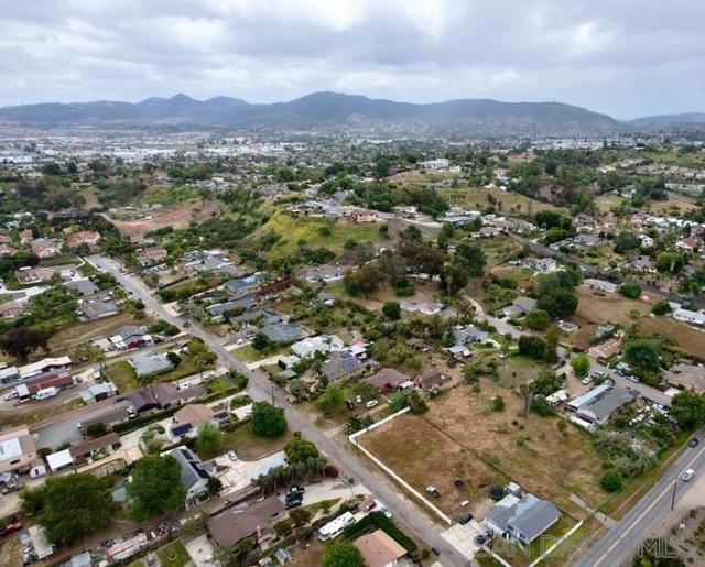 850 Poinsettia Ave Parcel A, San Marcos CA: https://media.crmls.org/mediaz/41113d88-90a7-41f3-ab09-df42375e0767.jpg
