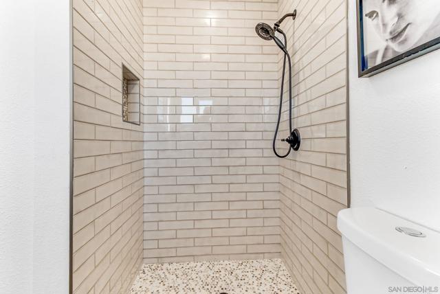 Image 34 of 59 For 2742 Kobe Dr