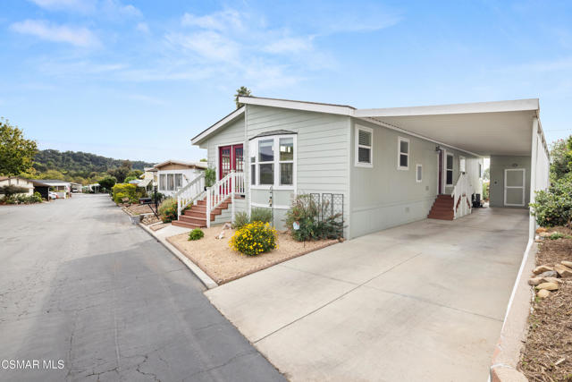1202 Loma Drive, Ojai CA: https://media.crmls.org/mediaz/411221da-e4e7-4226-bcde-b49da684e2cf.jpg