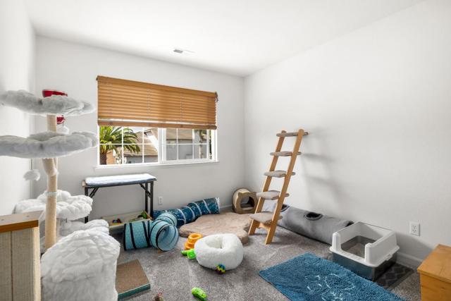 7 Massachusetts Circle, Salinas CA: https://media.crmls.org/mediaz/411271a4-a36c-446e-92dd-436595bf2ee9.jpg