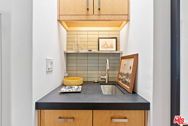 514 California Street, El Segundo CA: https://media.crmls.org/mediaz/411310d2-0db6-477d-9e32-f54e8e61f8c4.jpg