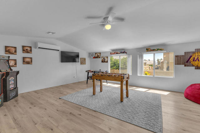 Image 26 of 33 For 45360 Desert Fox Drive