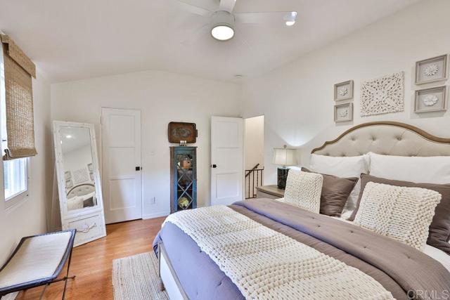 751 G Avenue, Coronado CA: https://media.crmls.org/mediaz/4114f59f-583b-4811-b803-266d170c8c97.jpg