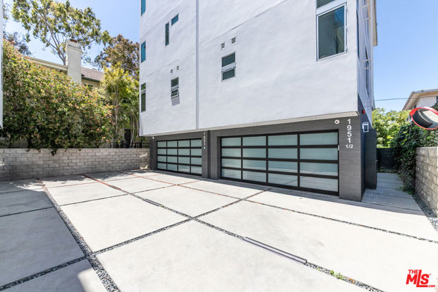 1951 Manning Avenue, Los Angeles CA: https://media.crmls.org/mediaz/4116b1c2-91ee-49ce-a09e-0f8d85cdca01.jpg
