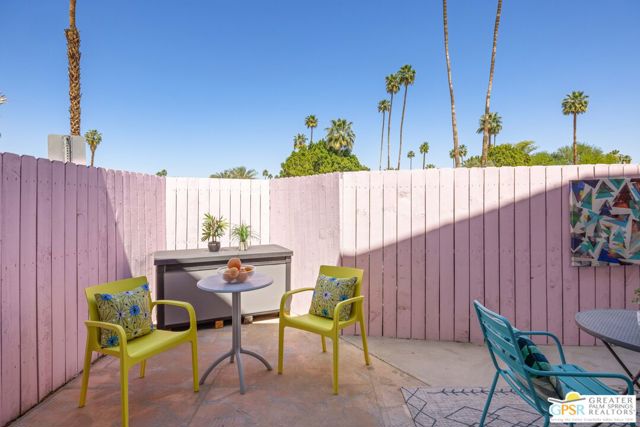 1111 E Palm Canyon Drive, Palm Springs CA: https://media.crmls.org/mediaz/4116d257-e79c-43b8-8cef-37753b2ddaf1.jpg