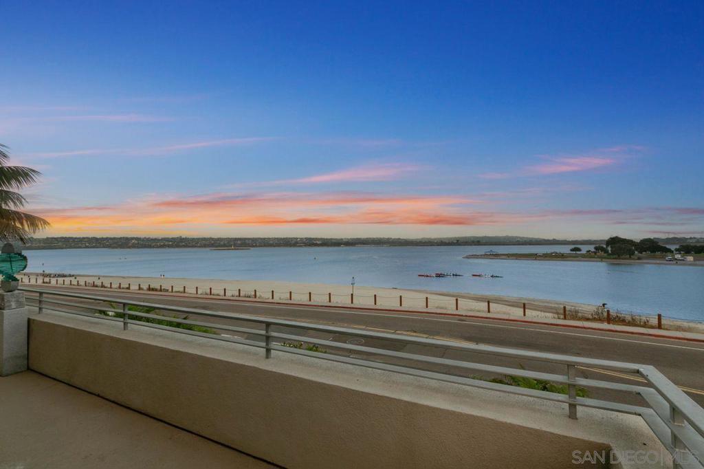 MLS #250039575SD image #35