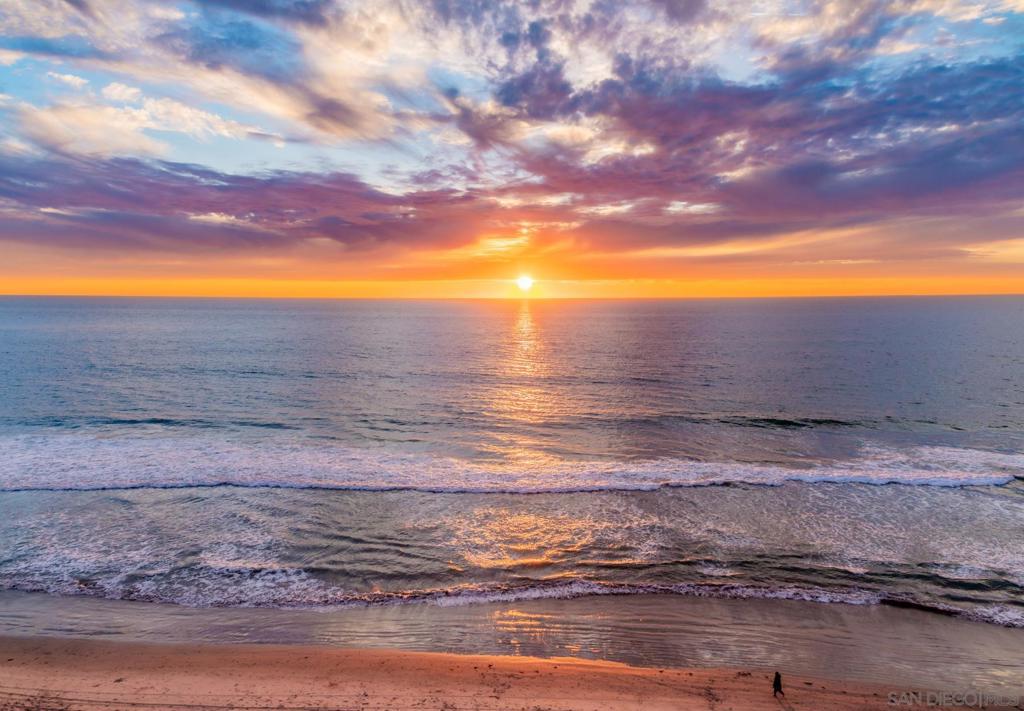 https://media.crmls.org/mediaz/4117bd83-d2d2-43ab-910c-03b0a9bf0def.jpg?preset=X-Large