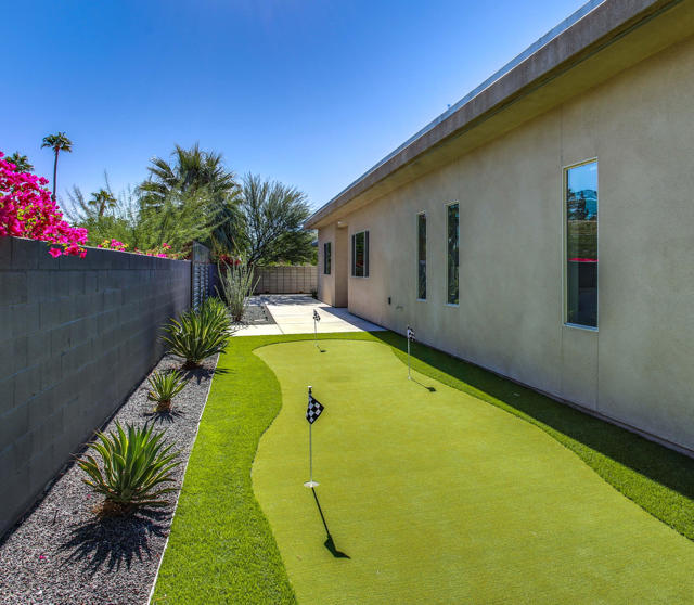 1153 Solace Court, Palm Springs CA: https://media.crmls.org/mediaz/41184c26-499b-4f2f-b3ab-85b545dfe712.jpg