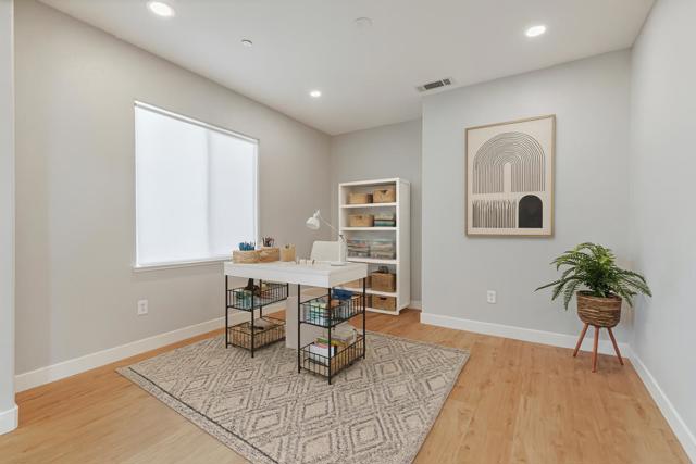 9565 Grande Drive, Gilroy CA: https://media.crmls.org/mediaz/411899a9-89c7-4f56-94b2-e88fe4dfbc1b.jpg