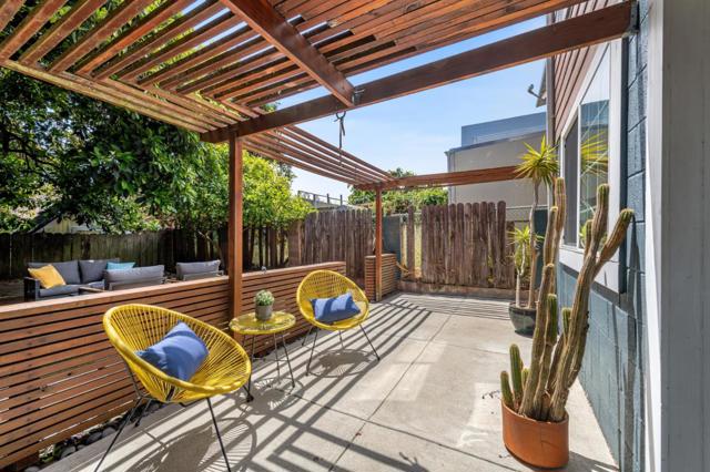 275 Teddy Avenue, San Francisco CA: https://media.crmls.org/mediaz/4118b2b7-5489-4b78-a67d-a9ba62824107.jpg