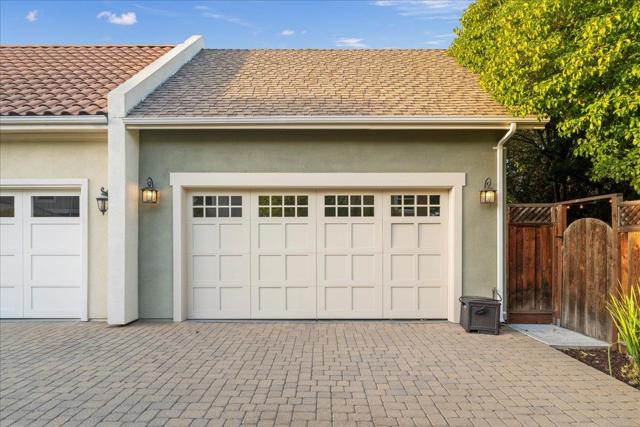 982 Morse Street, San Jose CA: https://media.crmls.org/mediaz/4118be6f-5385-487f-82ee-2e0b4f9c3754.jpg