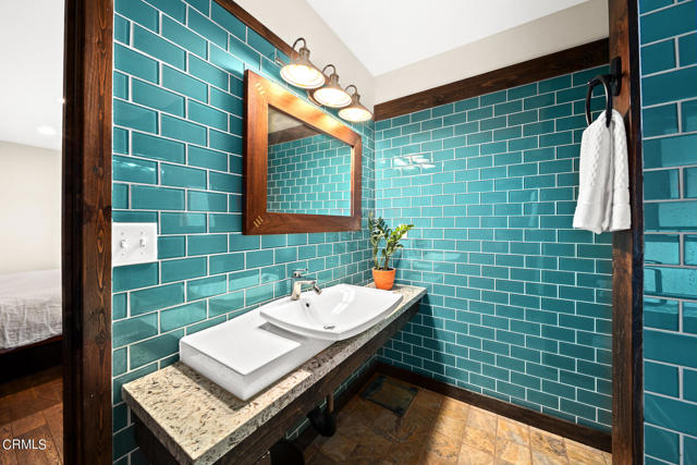 41192143 9362 4c5b Bef7 95e14d61b4a3