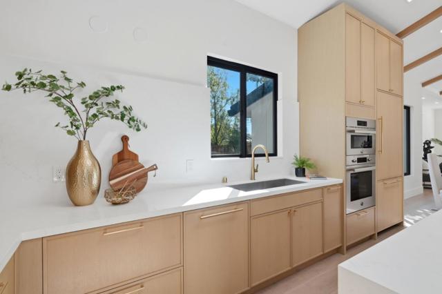 Image 22 of 86 For 15400 Herring Avenue