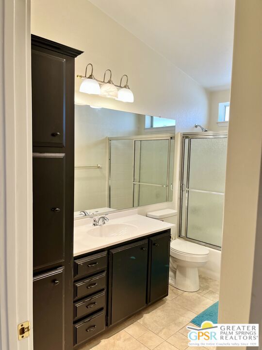 38153 Noble Canyon Drive, Palm Desert CA: https://media.crmls.org/mediaz/411a89ee-1bd1-4809-9744-07668d690b03.jpg