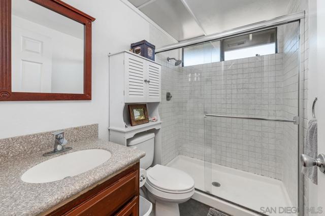 6028 Gaines St, San Diego CA: https://media.crmls.org/mediaz/411ab84f-5018-4303-bc13-de14766baaa9.jpg