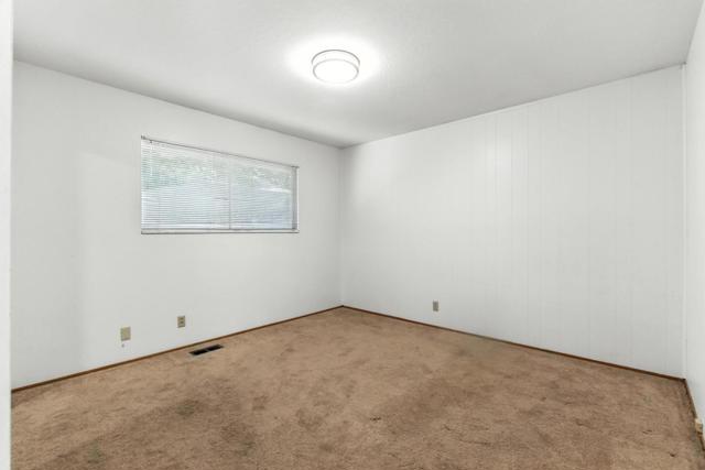 790 Gary Street, Gilroy CA: https://media.crmls.org/mediaz/411c279b-fff3-4f6f-8183-bb1e251a8fb2.jpg