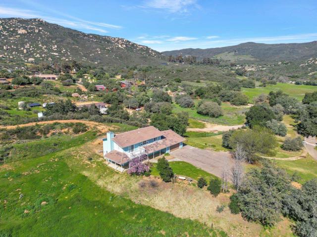 Image 8 of 49 For 2340 Mount Elena Way