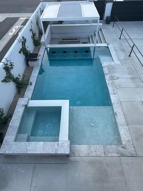 Pool/Spa