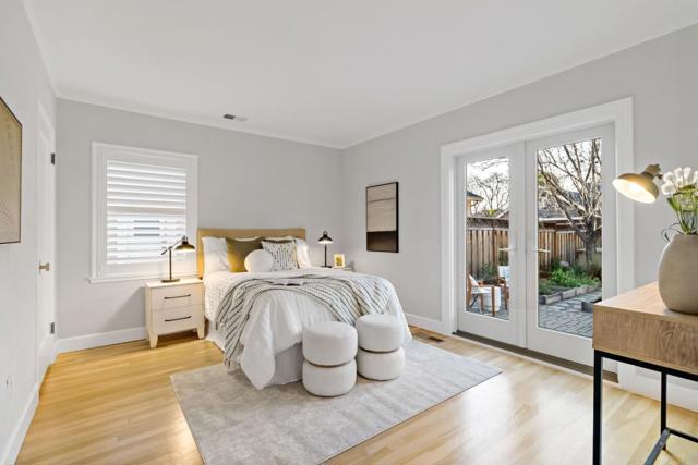 847 Willow Glen Way, San Jose CA: https://media.crmls.org/mediaz/411ec0e6-f379-4d43-99c0-a0d974d00a82.jpg
