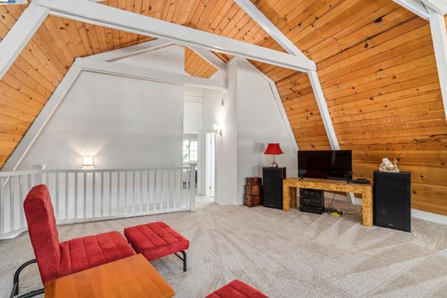 Image 17 of 42 For 23875 Marshall Way