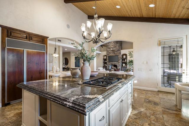 78955 Martinique Drive, Bermuda Dunes CA: https://media.crmls.org/mediaz/41210c7c-6a17-497f-a503-46b1f02336f3.jpg