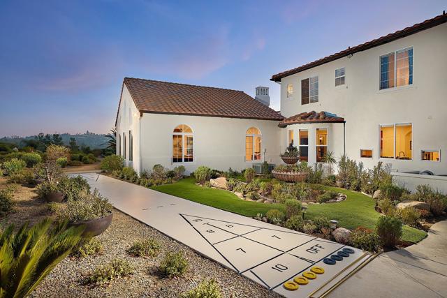 17010 Butterfield Trl, Poway CA: https://media.crmls.org/mediaz/4121b5d8-7ac8-4abf-835f-8b4693c1cfcd.jpg