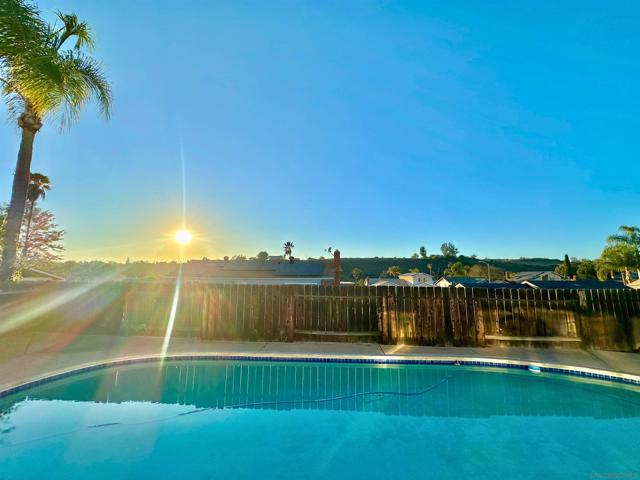 15034 Jenell St, Poway CA: https://media.crmls.org/mediaz/4122f515-a3ab-4183-83e0-9bb203c284d0.jpg