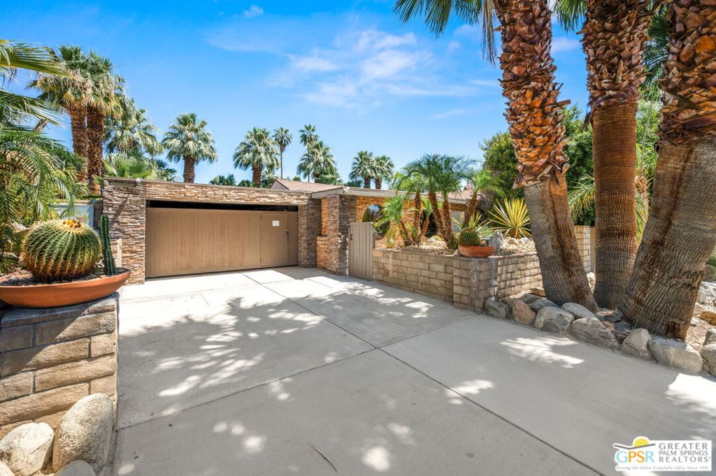 MLS #25607635PS image #6