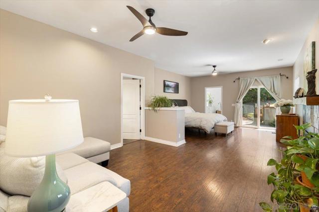 1131 Vale Terrace Dr, Vista CA: https://media.crmls.org/mediaz/41246aef-27de-4e0e-9993-b2a384edb023.jpg