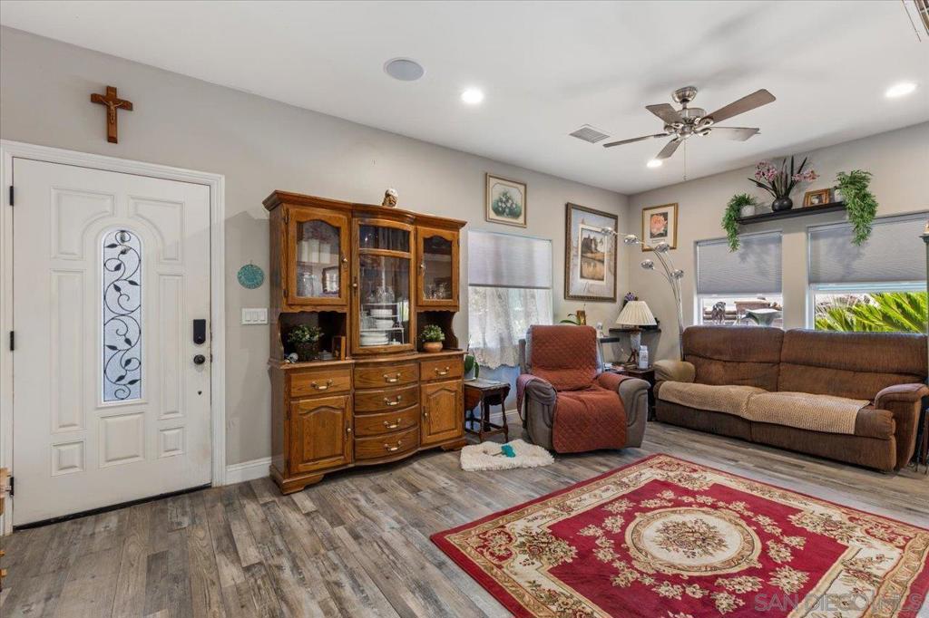 MLS #250034986SD image #61