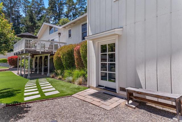 455 Calle Del Sol, Aptos CA: https://media.crmls.org/mediaz/4124f1ca-6f60-49d1-bc45-04d6cec3d1be.jpg