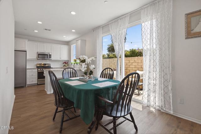 Detail Gallery Image 12 of 45 For 275 Fuerte Dr, Santa Paula,  CA 93060 - 4 Beds | 3 Baths