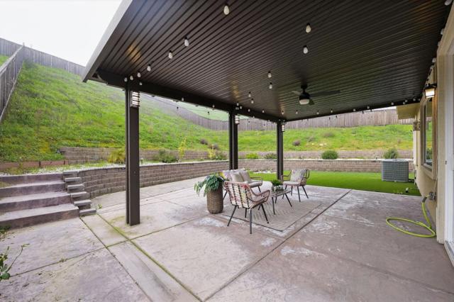 3142 Cortina Drive, Pittsburg CA: https://media.crmls.org/mediaz/41264dd6-b994-418d-8acb-dc7553c4b160.jpg