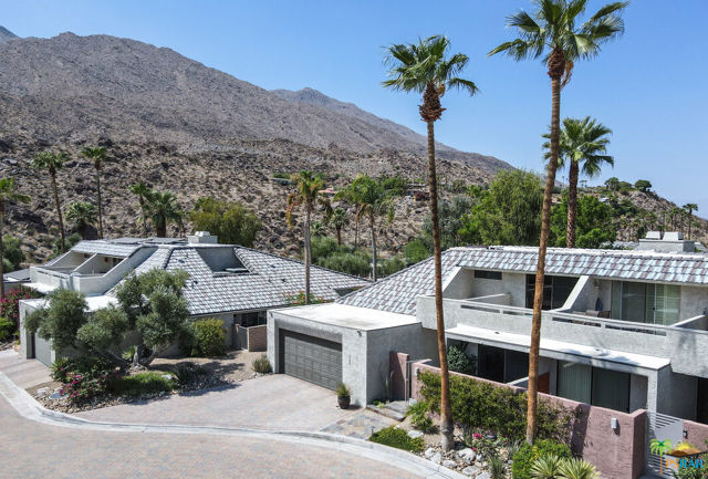 122 E Perlita Circle Palm Springs, California