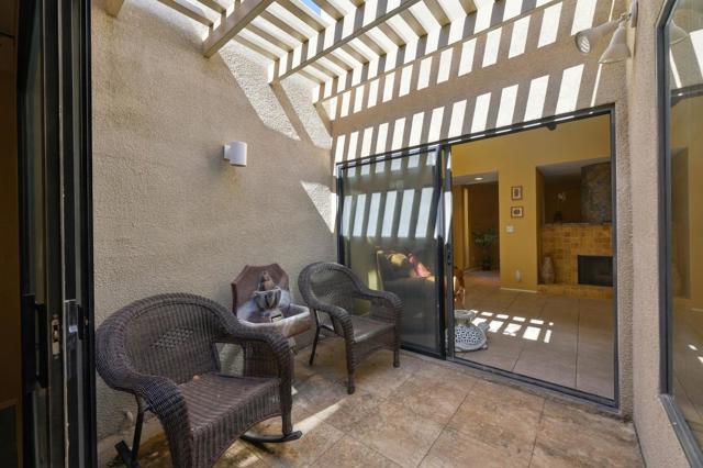 464 Village Square E, Palm Springs, CA 92262