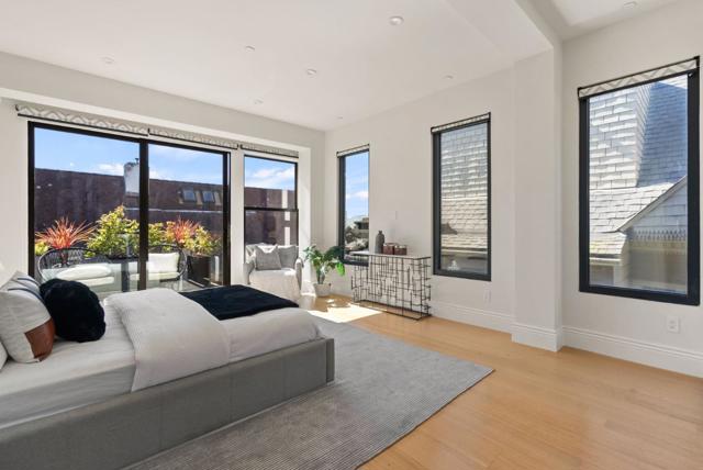 2853 Broderick Street, San Francisco CA: https://media.crmls.org/mediaz/41271bb7-4964-487d-9179-9330457acaa2.jpg