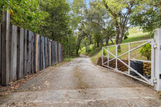 240 Buck Knoll Road, Boulder Creek CA: https://media.crmls.org/mediaz/4127bec0-38af-4130-8df4-7d81970e93d8.jpg