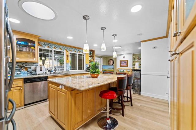 3328 Arqueado Drive, San Jose CA: https://media.crmls.org/mediaz/412830ae-b14e-407b-be57-820f62b4fbcb.jpg