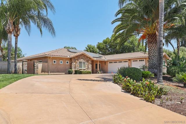 16112 Arena Drive, Ramona CA: https://media.crmls.org/mediaz/41283dd6-31ee-449c-8399-c2f6cf3bb18c.jpg