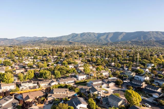 1599 Rebel Way, San Jose CA: https://media.crmls.org/mediaz/41283f30-b7aa-4ba9-a47b-3868e049049d.jpg