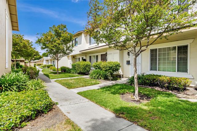 5465 Don Edmondo Court, San Jose CA: https://media.crmls.org/mediaz/412894b0-a2d6-416f-a566-4f1ae78b9f99.jpg