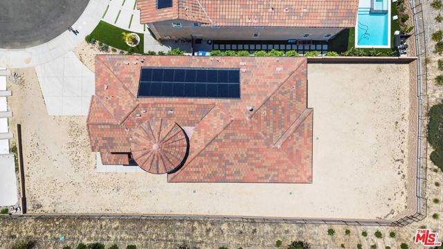 20517 W Deer Grass Court, Porter Ranch CA: https://media.crmls.org/mediaz/4128b95e-40a0-43de-9096-5de25f2a17d5.jpg