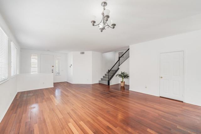 37434 Lumiere Avenue, Murrieta CA: https://media.crmls.org/mediaz/4128d2c9-04dd-4a21-b689-bd4dead825dd.jpg