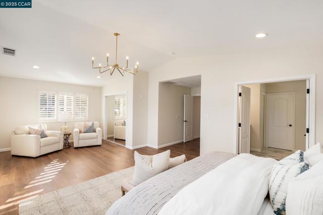 46 Saint Mark Ct, Danville CA: https://media.crmls.org/mediaz/4129036b-b8cc-4c6d-ae3e-8f865cdf09b3.jpg