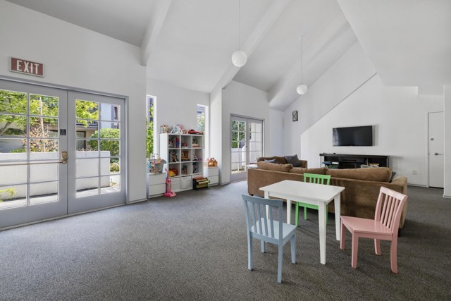 Image 39 of 56 For 2101 Shoreline Dr  153