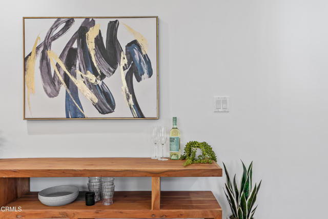1015 Nolden Street, Highland Park CA: https://media.crmls.org/mediaz/41293d00-0f7e-42d2-bb7b-2aae37b27761.jpg