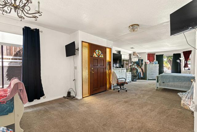 Detail Gallery Image 8 of 22 For 639 Starstone Dr, San Marcos,  CA 92078 - 3 Beds | 2 Baths