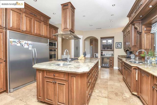 9050 Deer Valley Rd, Brentwood CA: https://media.crmls.org/mediaz/412a84e7-70c7-491c-9f0c-d42bdae8057c.jpg