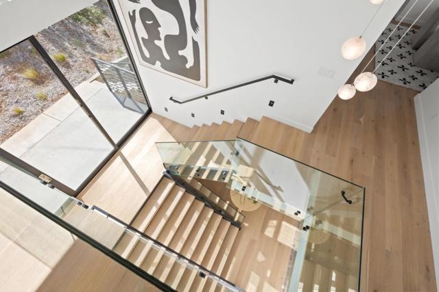 3 Wolfback Ridge Road, Sausalito CA: https://media.crmls.org/mediaz/412b9a1a-84ca-4726-9d37-fc8efdf8f6a0.jpg